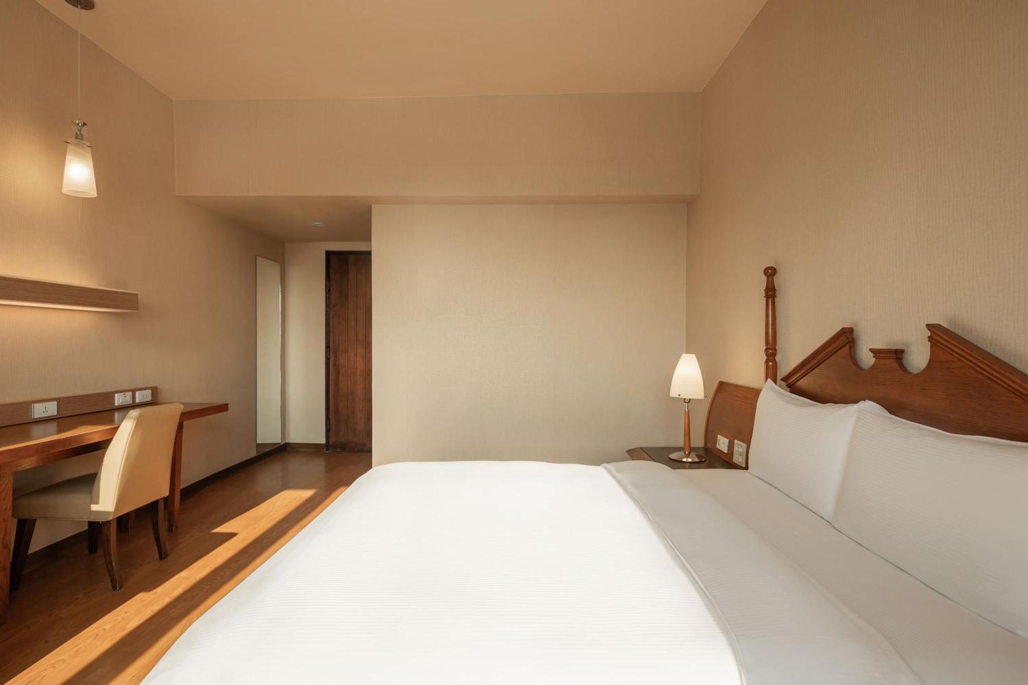 Kindness Hotel Wu-Jia Kaohsiung Quarto foto